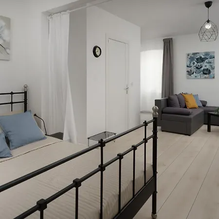 Antons 2 Apartman Pula