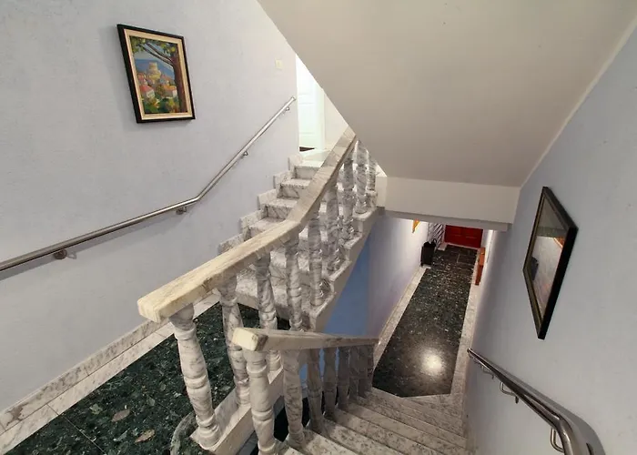 Διαμέρισμα Antons 2 *