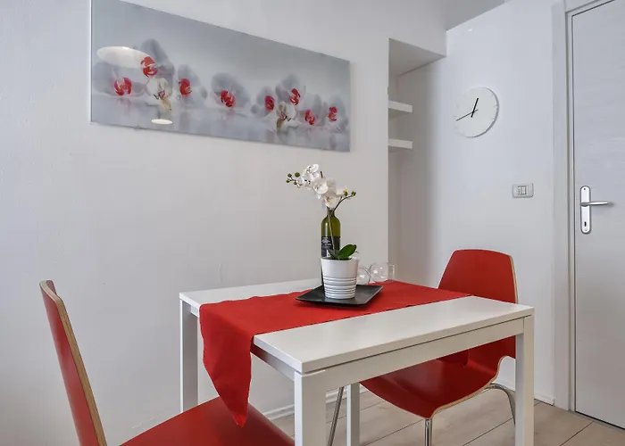 安通斯2号公寓 *