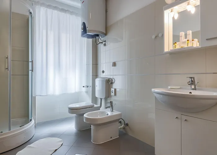 Antons 2 * プーラ