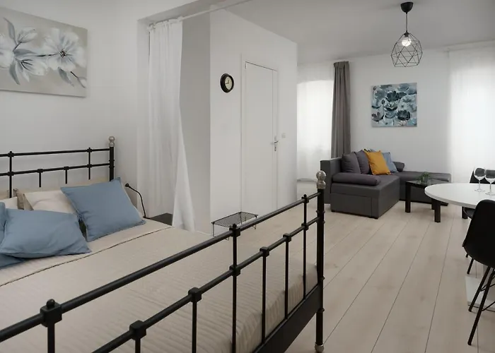 Antons 2 Appartement Pula